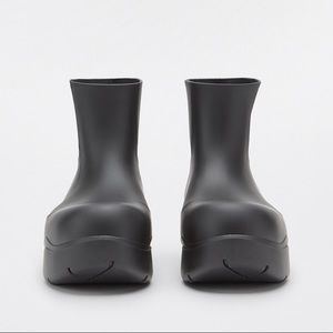 Bottega Puddle Boots